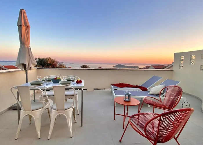 Lukenda Rooms - Boutique Apartments With View Of Adriatic Sea